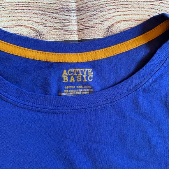 Active Basic Athleisure Workout Top - Picture 3 of 4